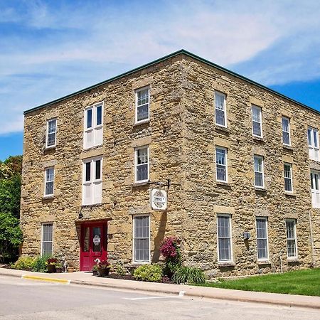 Commerce Street Brewery Hotel Mineral Point Exterior foto